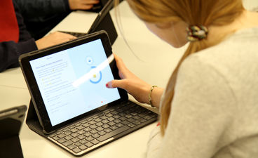 Elev på ipad